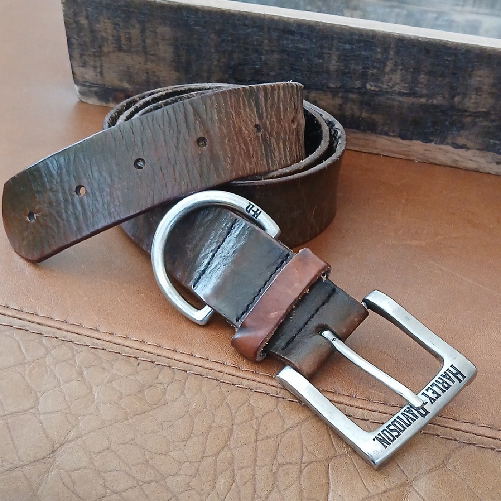 Brown Leather Belt with Silver Buckle Classic Design